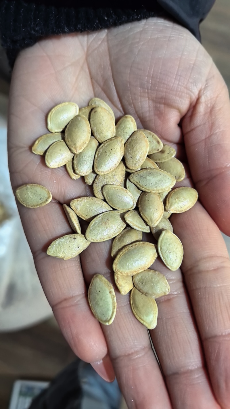 南瓜子原味椒盐。