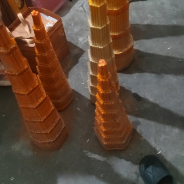 中国人熏香的历史悠久，是古代上层社会的高雅生活的体现。