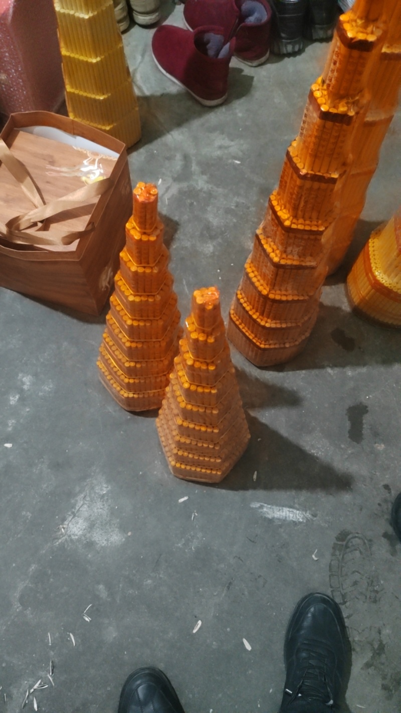 中国人熏香的历史悠久，是古代上层社会的高雅生活的体现。