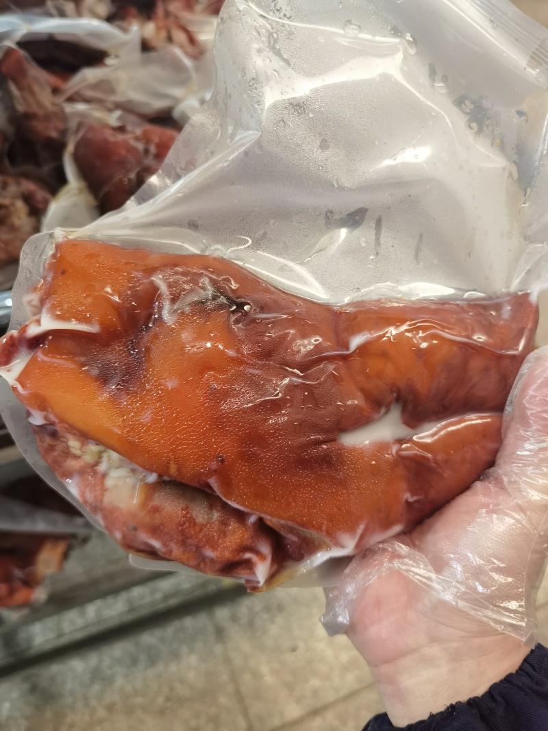 欢迎电话咨询现货秒发猪头肉原产地