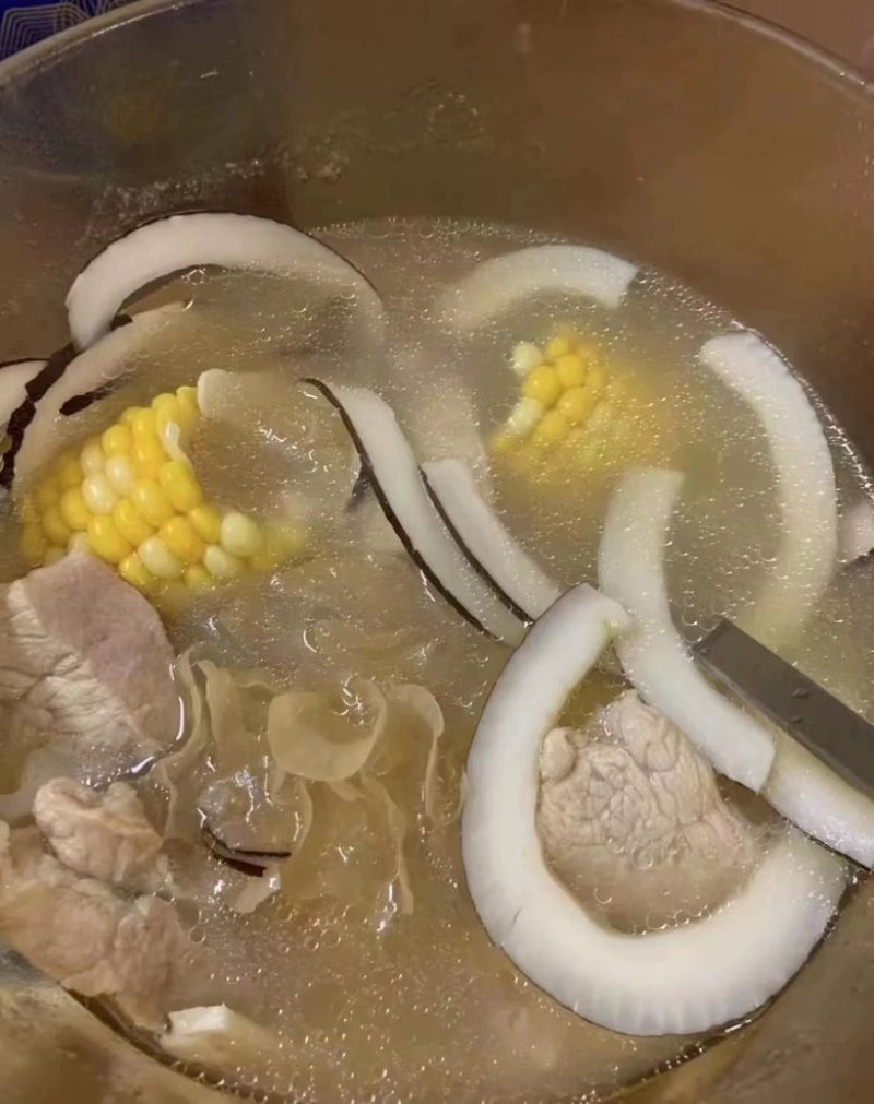 印度椰皇椰子切片大椰皇椰子肉海椰皇新鲜椰子椰子鸡用火锅用