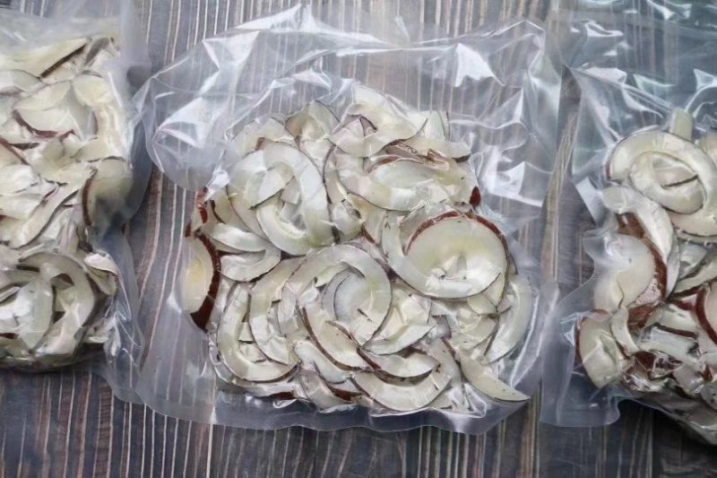 印度椰皇椰子切片大椰皇椰子肉海椰皇新鲜椰子椰子鸡用火锅用