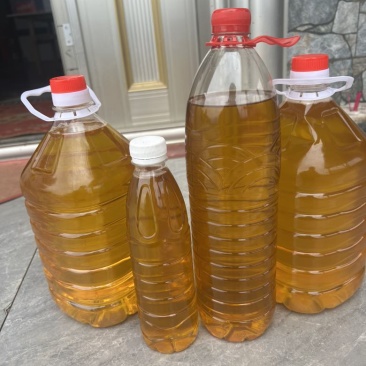 山茶油，高海拔老树山茶油，五斤装10斤装的都有
