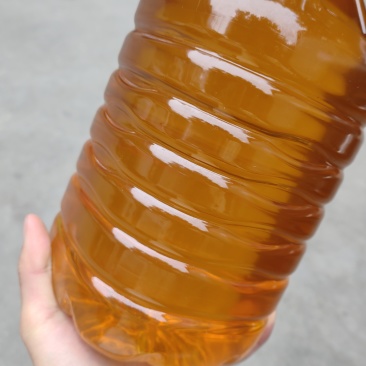 山茶油供货，还有很多货，可开视频可寄样品，量大可合作