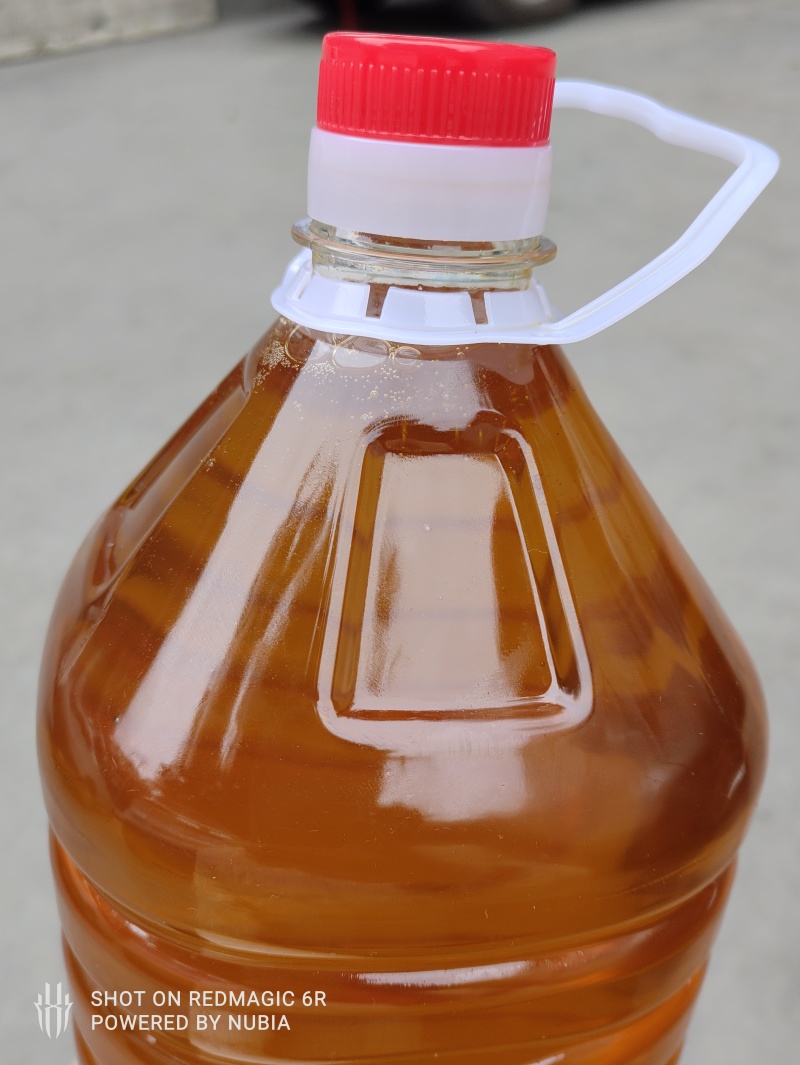 山茶油供货，还有很多货，可开视频可寄样品，量大可合作