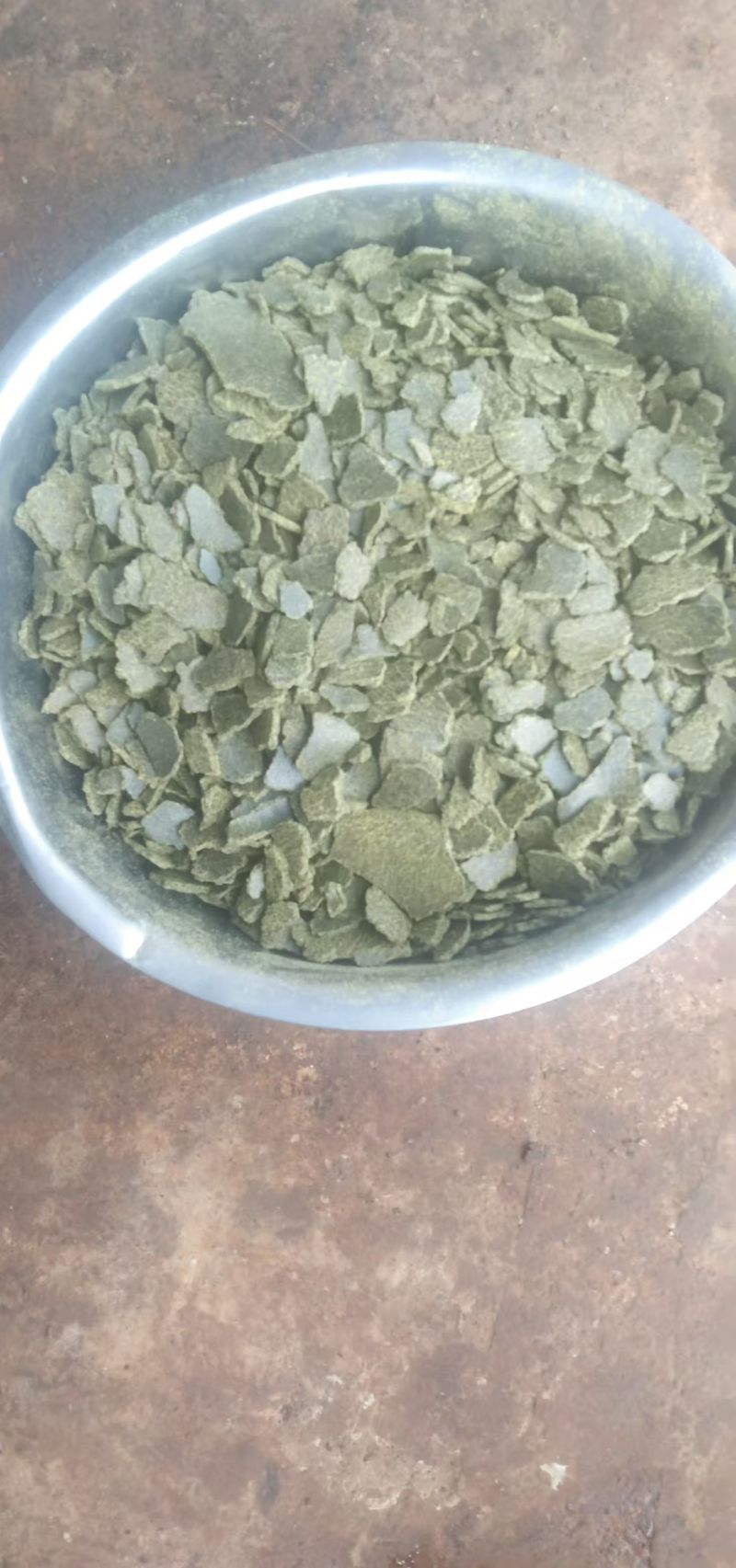 青枯油枯出货，10000起发，2600一吨