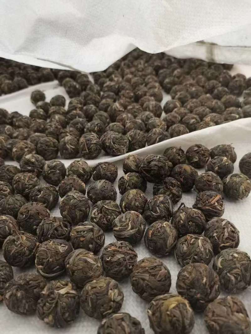 晓光山古树龙珠生茶