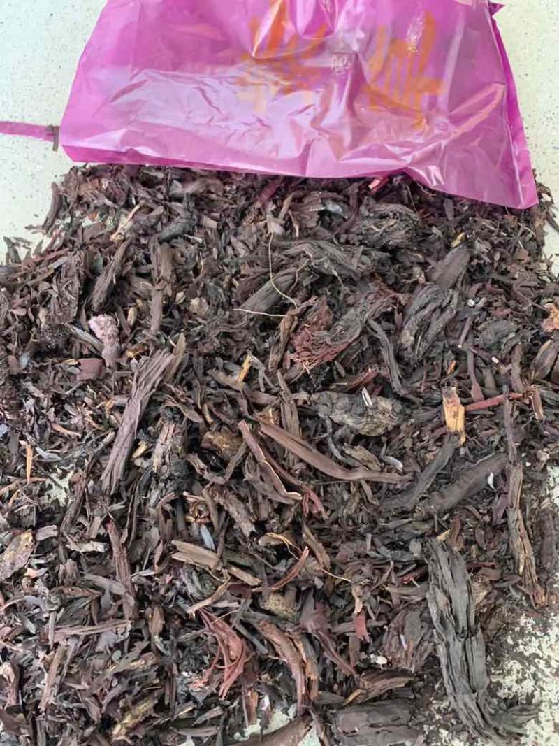 批发紫草250g每袋小包装紫草上色效果好50小包一箱共25斤