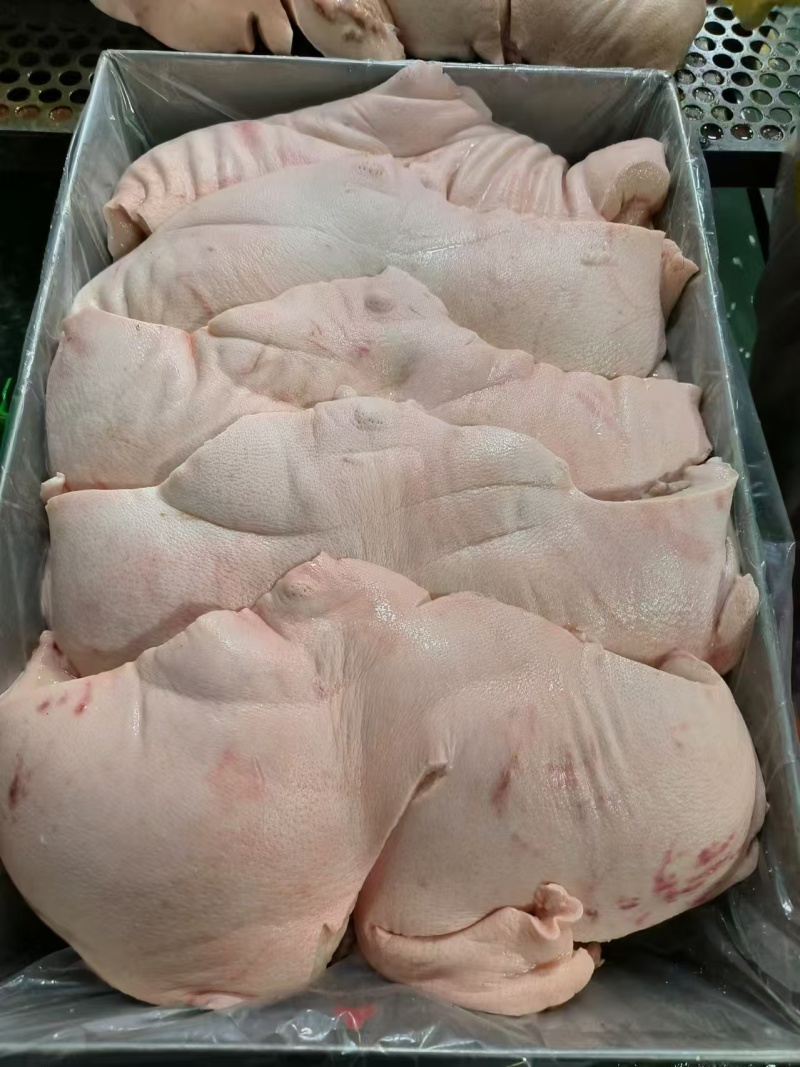 带皮槽头肉