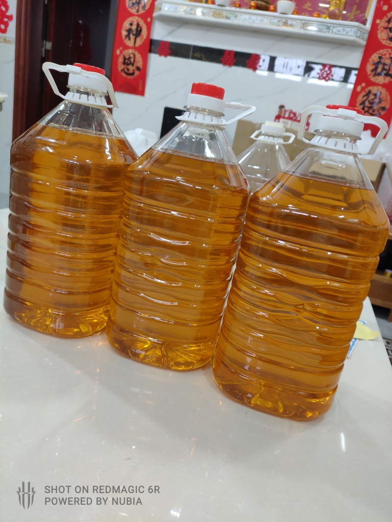 正宗广西***山茶籽农家传统自榨纯正山茶油孕妇老人头道山茶油