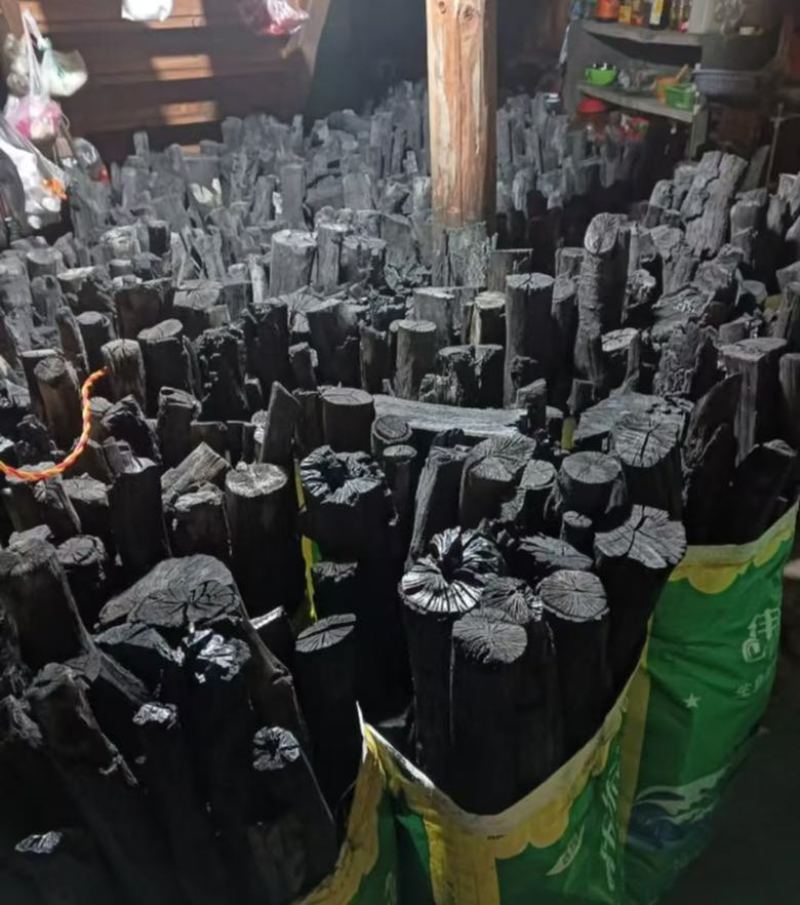 天然青杠树炭，纯木炭，熬火长，热量高