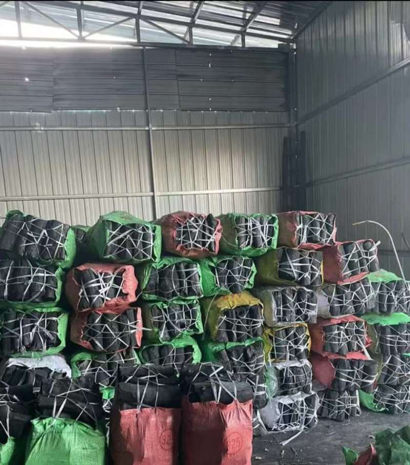 天然青杠树炭，纯木炭，熬火长，热量高