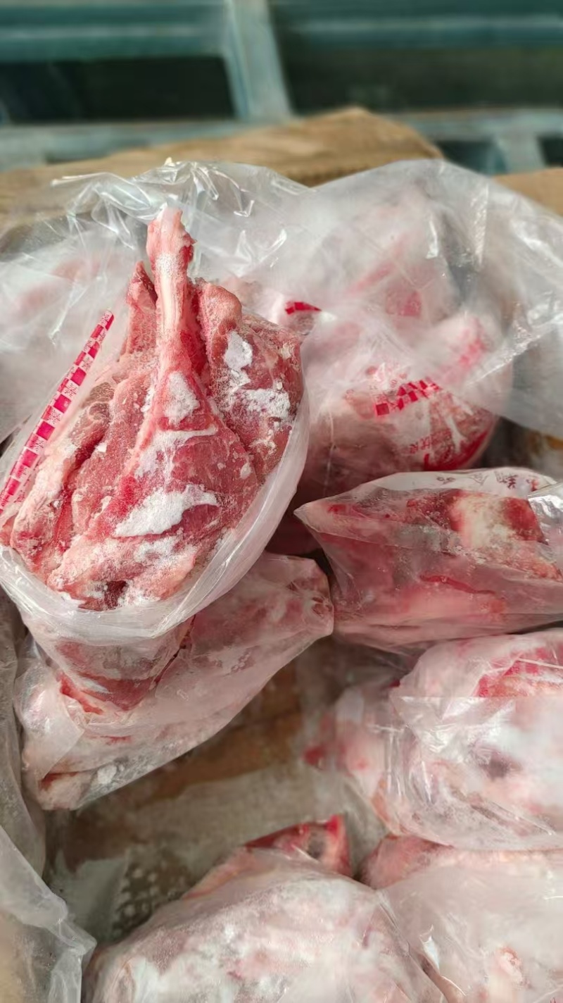 月牙骨，多肉少肉的都有，鲜品分割，最新日期一件20斤纯干货
