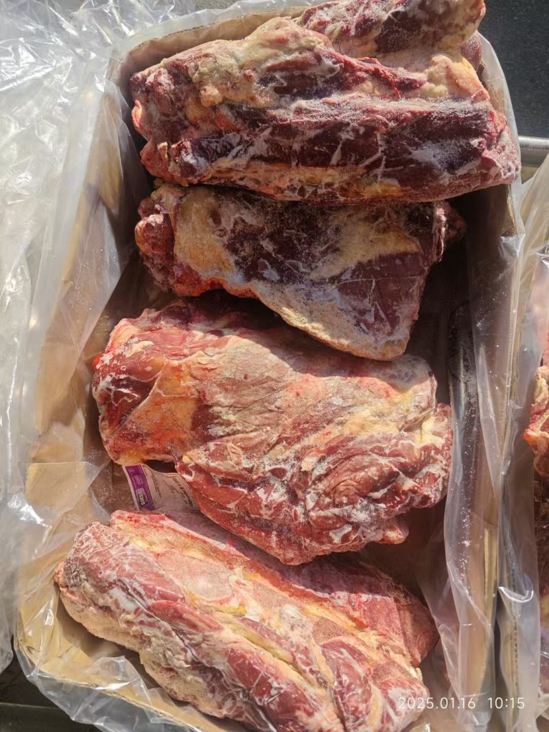 带骨牛脖肉**满肉牛脖骨