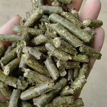 花生秧草颗粒