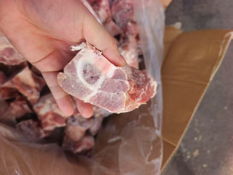 多肉腿骨块
