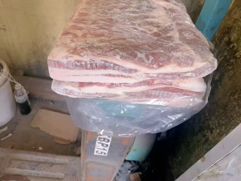 母猪修边中方新货，9-13片，原始手续，临沂提货