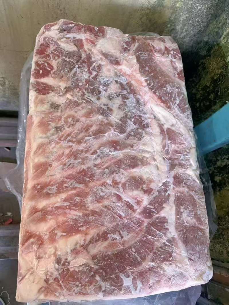 母猪修边中方新货，9-13片，原始手续，临沂提货