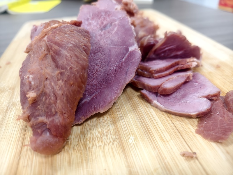 五香熟牛腱子肉，太好吃了，开袋即食！现场实拍试吃