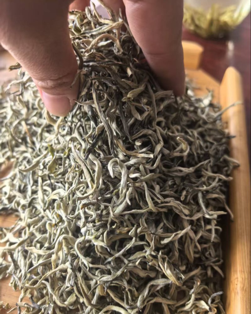 二号银芽单丝190元/公斤/13kg箱