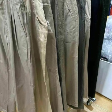 约700条男装休闲裤，偏商务风，清9.9