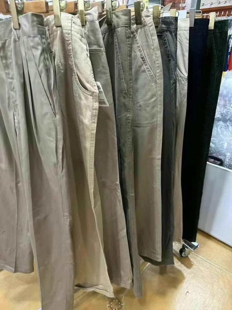 约700条男装休闲裤，偏商务风，清9.9