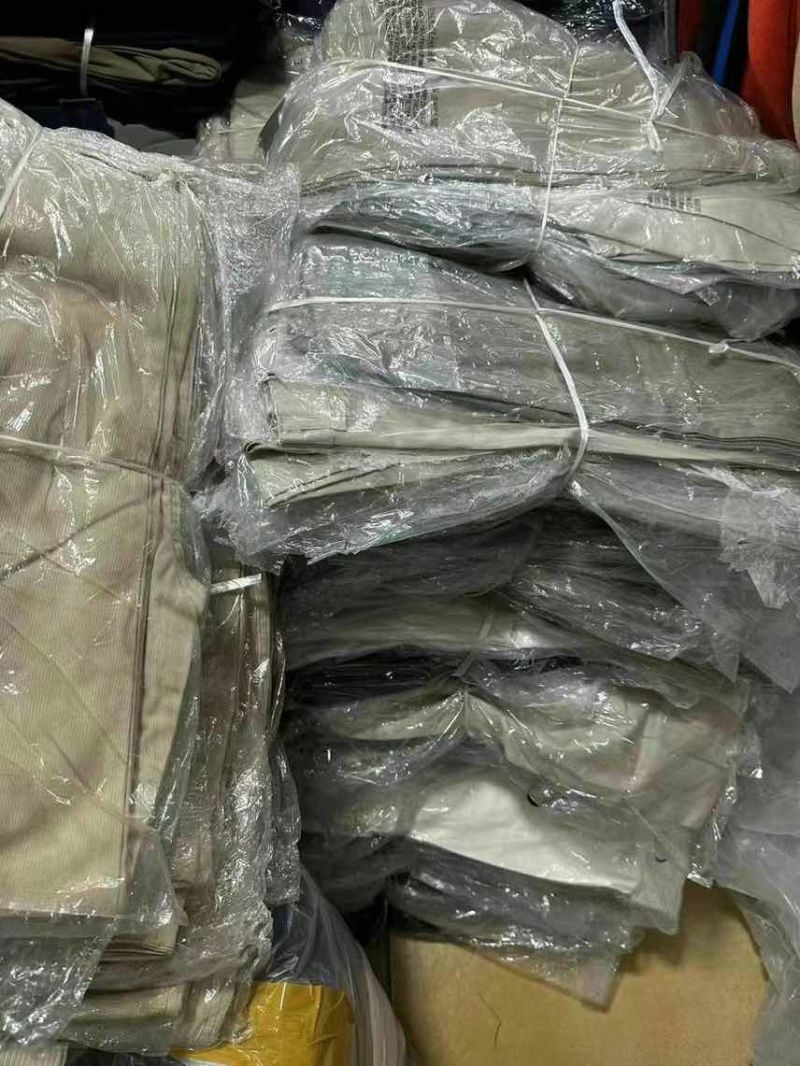 约700条男装休闲裤，偏商务风，清9.9