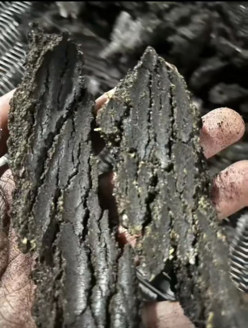 花椒籽饼脂肪7蛋白13，水分11反刍动物可直接食用