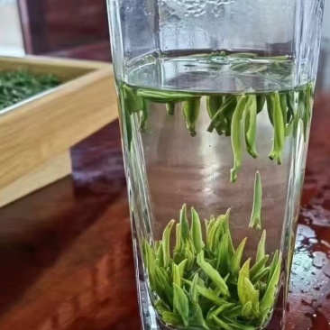 恩施硒都玉露，白茶，龙井