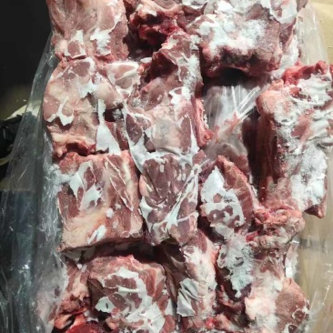 肥猪颈骨，每天生产，新货新开检疫，价格优惠