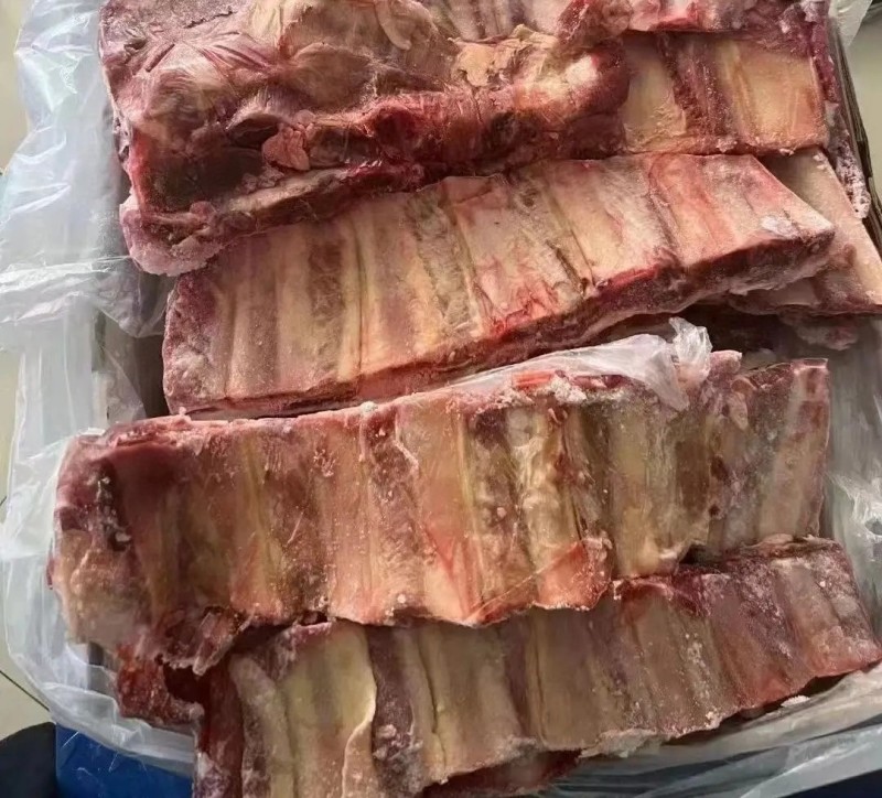 牛肋排边