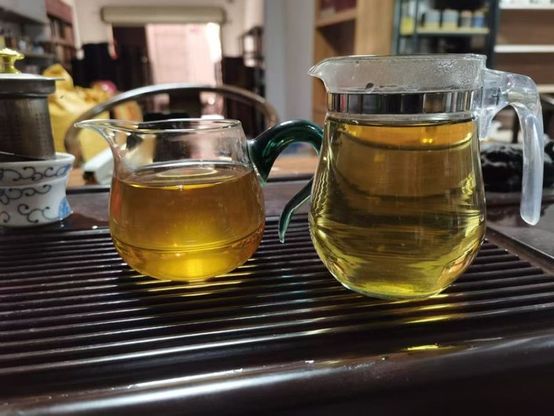 六堡茶广西黑茶汤色红亮通透细腻饱满欢迎咨询选购