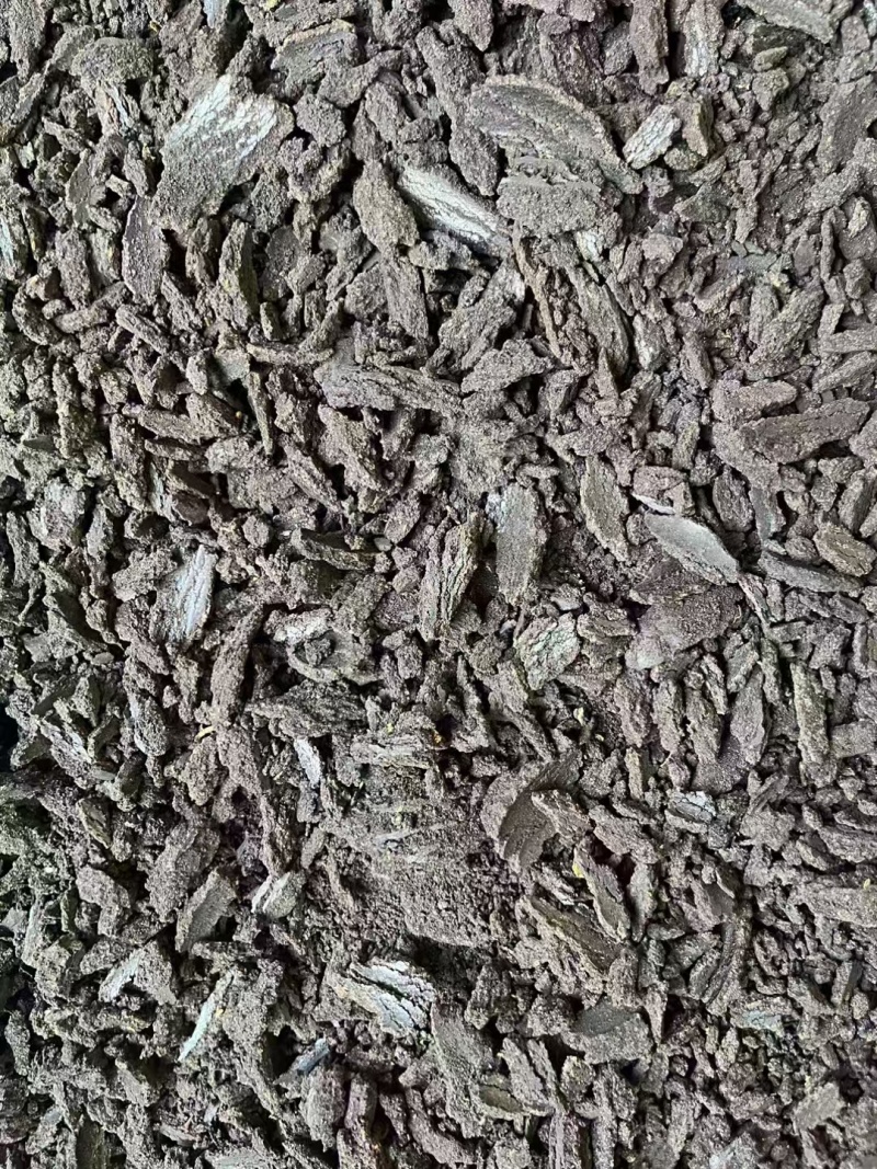 花椒饼，蛋白13，脂肪6，水分11，替代部分豆粕