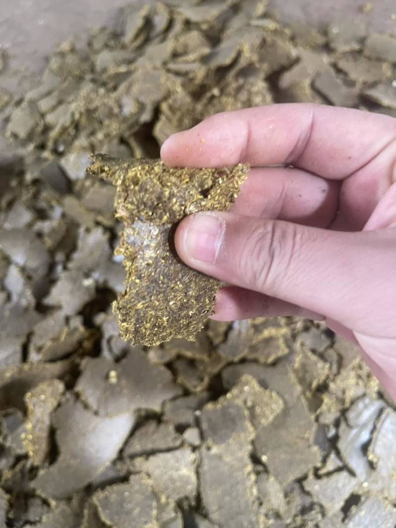 优质菜籽饼油脂豆饼豆粕可下地可施肥不伤根不伤地