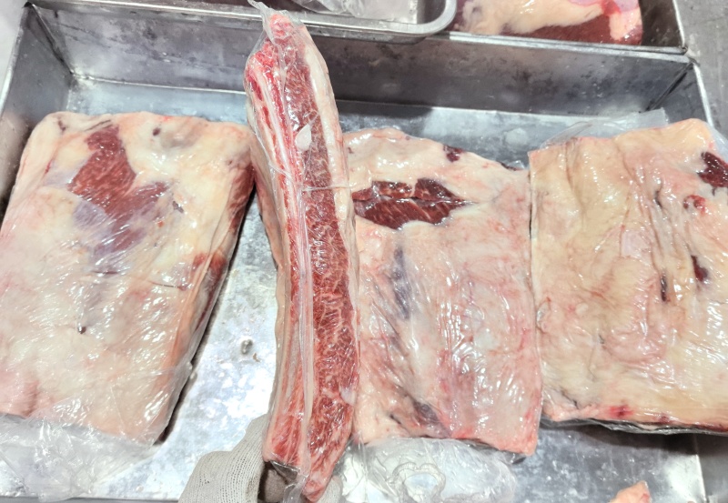 **牛小排牛仔骨