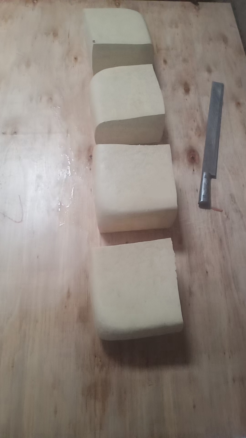 石膏点的黄豆老豆腐