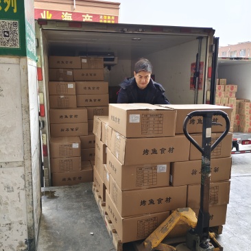 清江鱼黄金规格到货，700-900900-1100