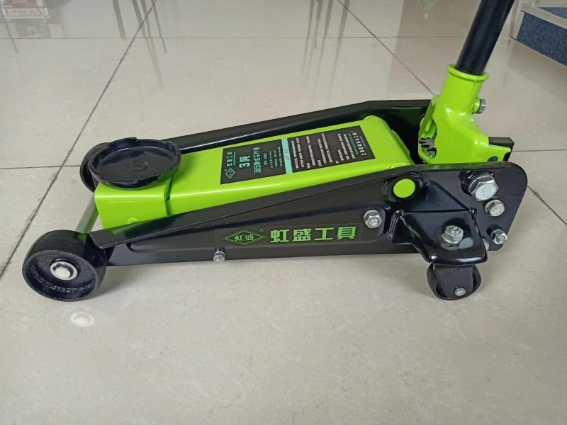 五金汽保工具批发千斤顶各种型号齐全2T2.5
