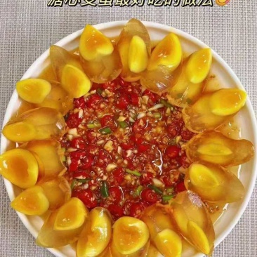 松花皮蛋，一件105个，个个白壳糖心，个头大，口感**