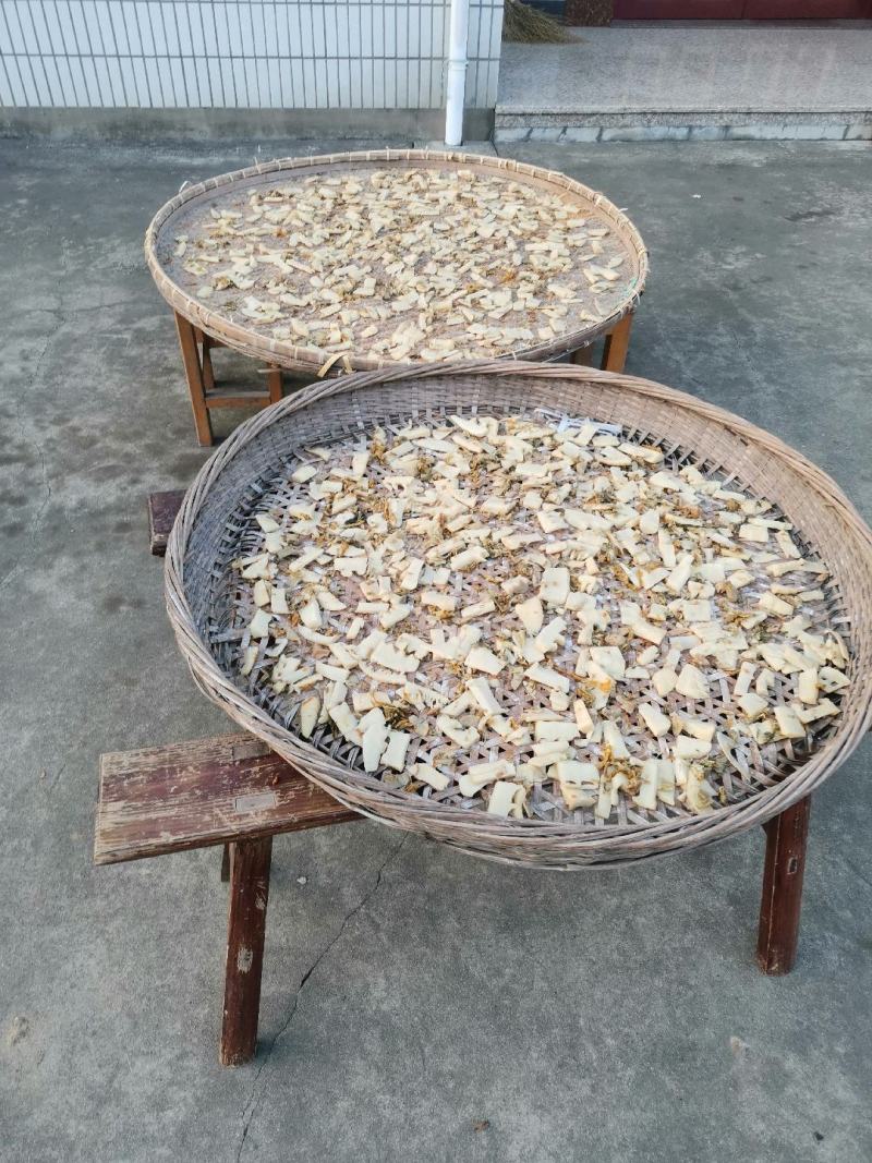 梅菜笋干农家自晒天气热放汤解暑开胃很鲜的