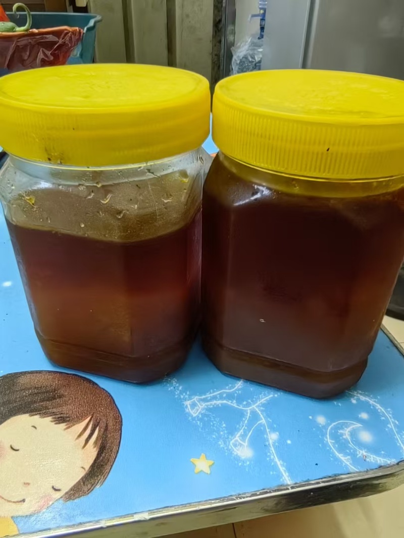 云南自家土蜜蜂出售，零售，有需要的老板的可联系