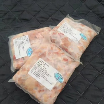 正大碎翅现货三吨快餐，餐饮看过来