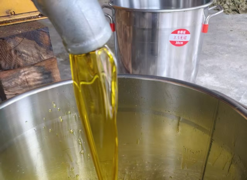 鲜榨菜籽油
