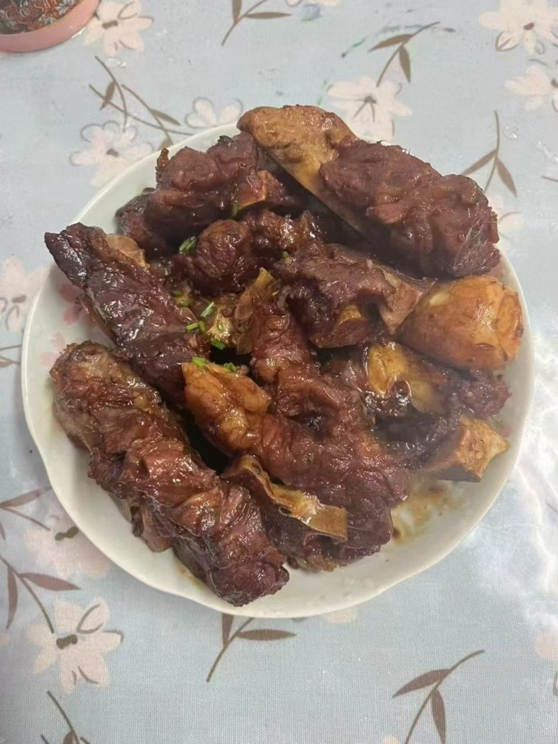 满肉满肉牛脖骨切片