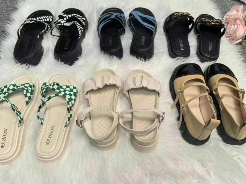 品牌实体店撤柜3000双靓妹厚底凉拖鞋，盒装拆下来清7.8