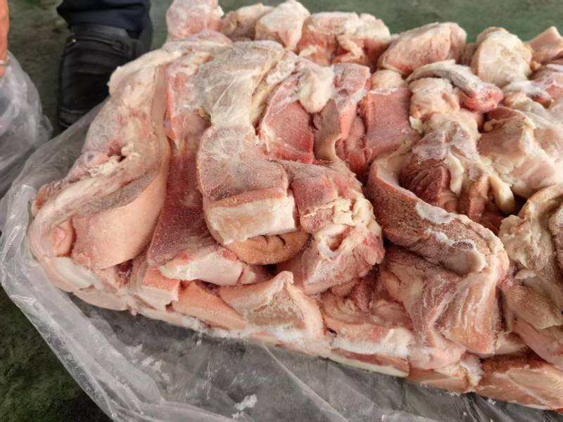 下午花肉条9.6一车五花修下来的肉条不是腹部五花