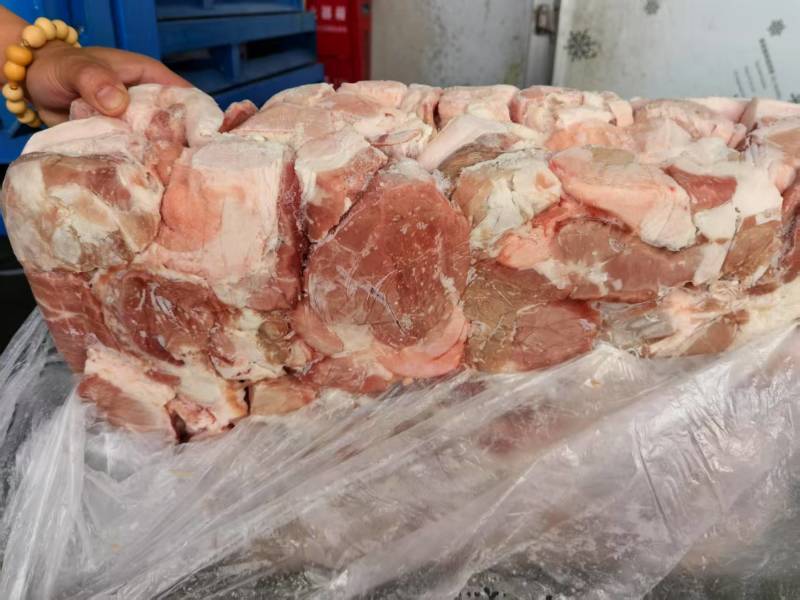下午花肉条9.6一车五花修下来的肉条不是腹部五花
