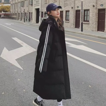 赔钱处理了，大长款羽绒棉棉服200件左右，高端质量29.99