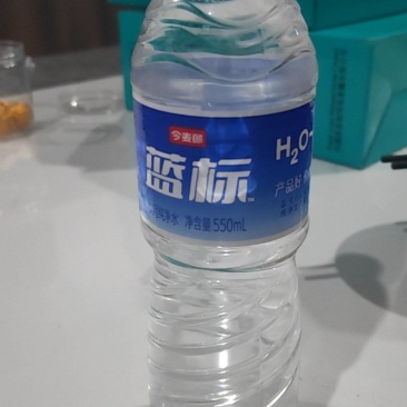 今麦郎矿泉水