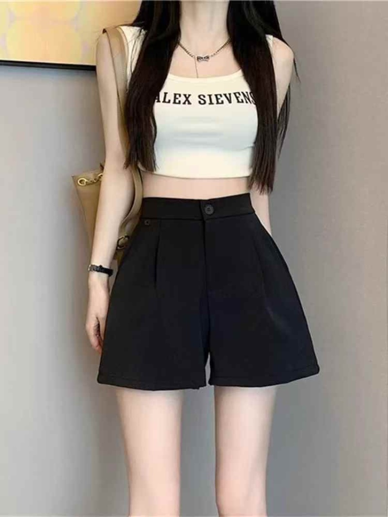 女士短裤短裙综合1000件左右，质量**好，商场品质5.5